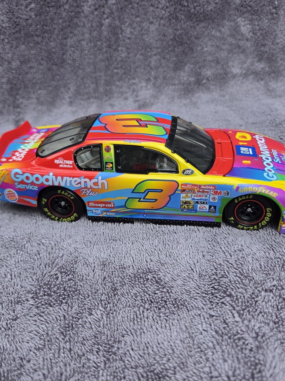 Dale Earnhardt #3 Peter Max 2000 Monte Carlo Action 1:24 Diecast NASCAR